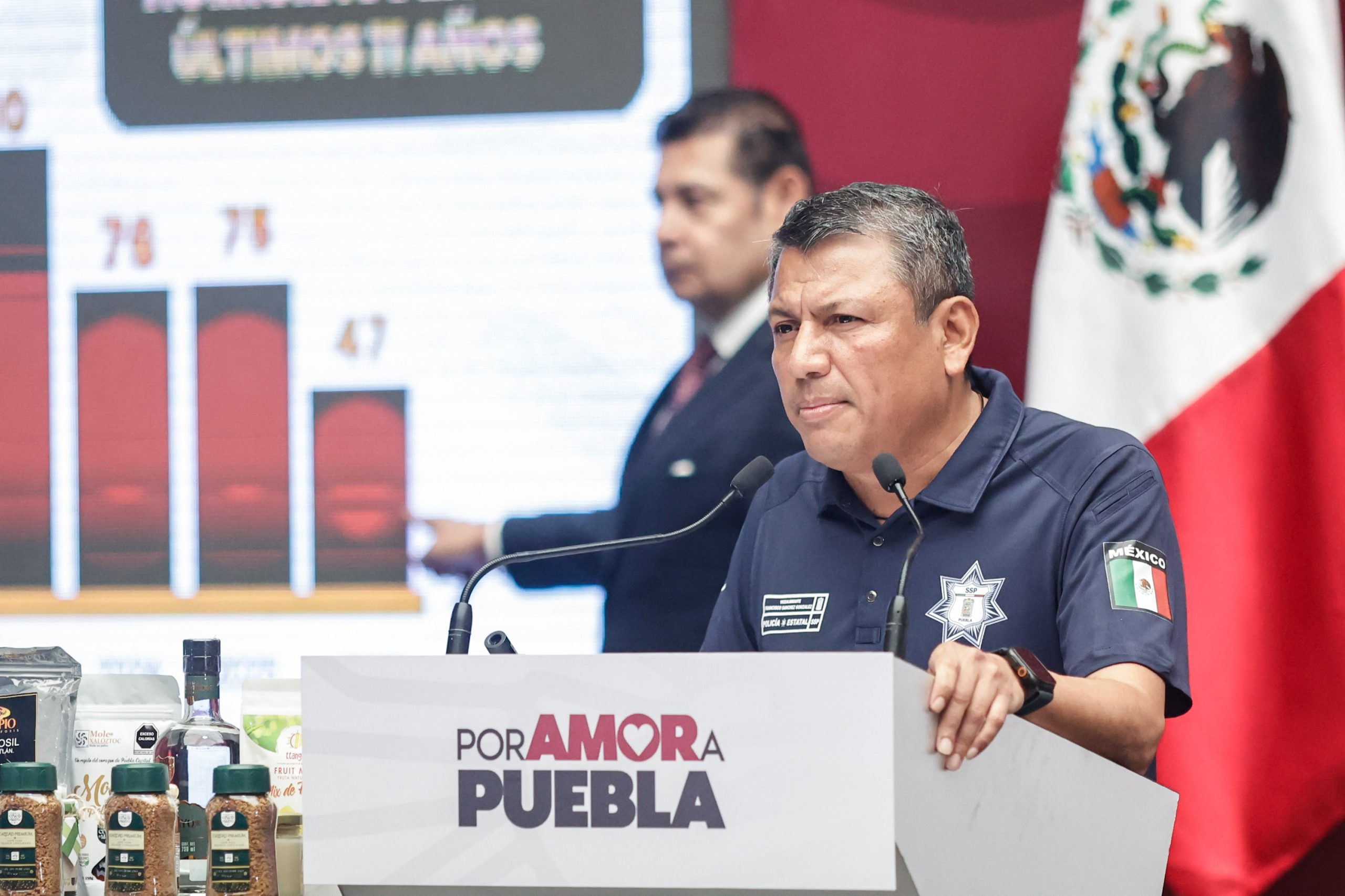 Gobierno_de_Puebla_y_municipio_entregan_apoyos_economicos_a_afectados_por_las_lluvias-scaled-1