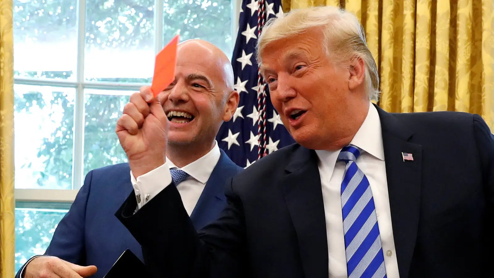 donald-trump-bromea-infantino-casa-blanca_97